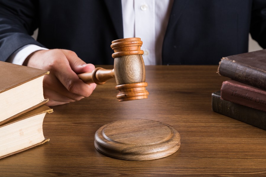 深圳婚姻律师手把手教你如何在离婚诉讼中有效收集赌博证据