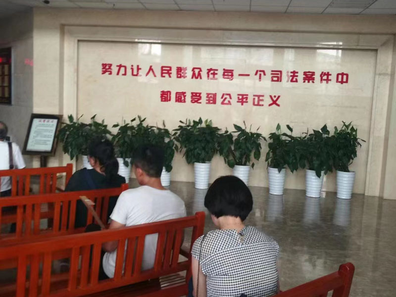 家庭暴力导致双方离婚后财产怎么分配？深圳专业离婚律师告诉您